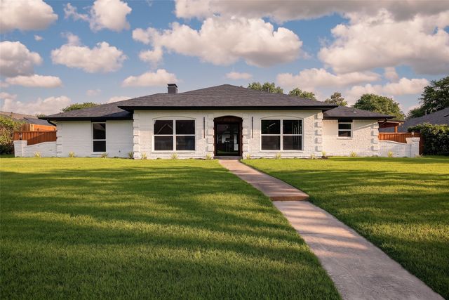 1921 Deerfield Drive, Plano, TX 75023