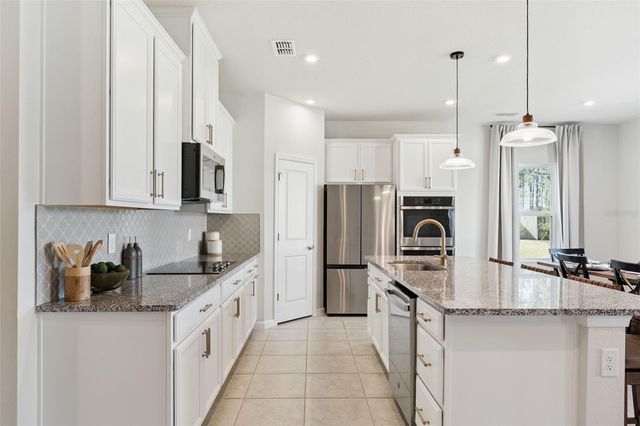 1712 OCEANIA AVENUE, Davenport, FL 33837