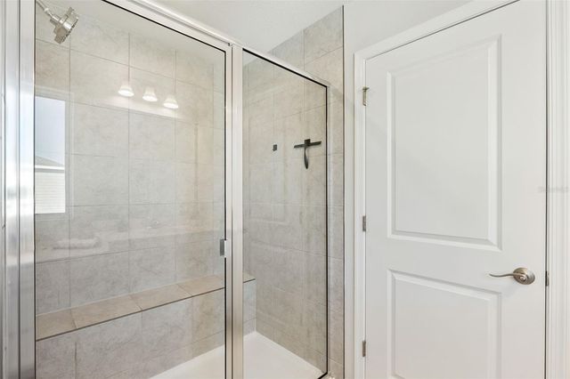 1712 OCEANIA AVENUE, Davenport, FL 33837