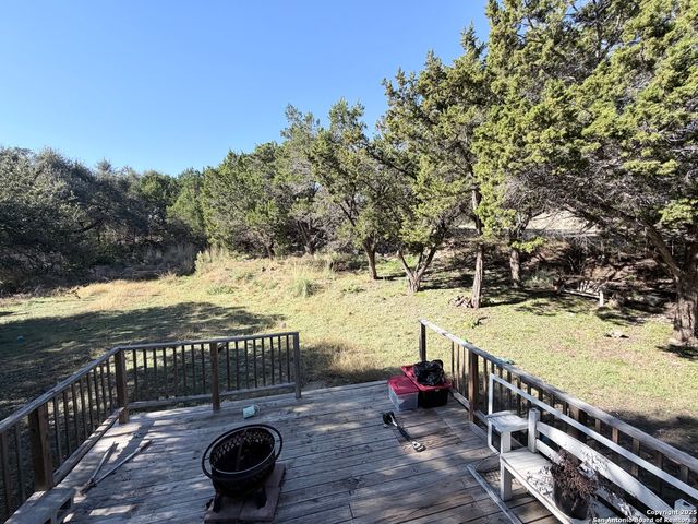 4559 chamberlain, Canyon Lake, TX 78133