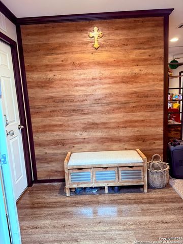 4559 chamberlain, Canyon Lake, TX 78133