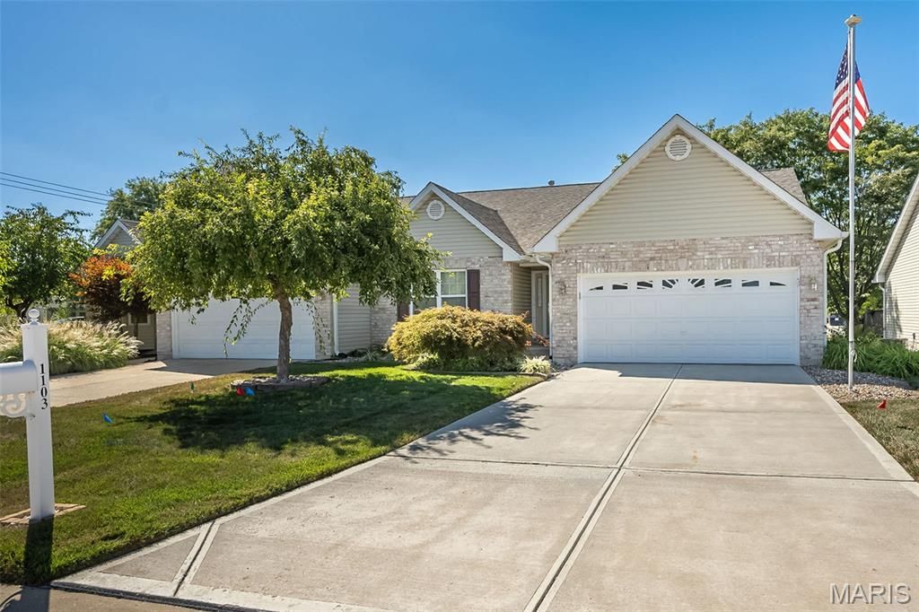 1103 Piepers Glen Lane 1B, O'fallon, MO 63366