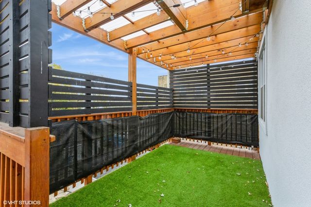 6427 N Albany Avenue 3, Chicago, IL 60645