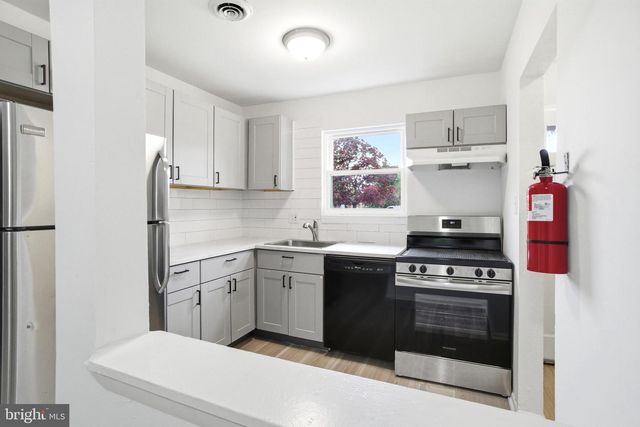 1137 KAYE CT, Burlington, NJ 08016
