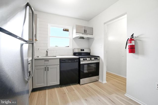 1137 KAYE CT, Burlington, NJ 08016