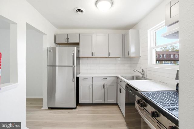 1137 KAYE CT, Burlington, NJ 08016