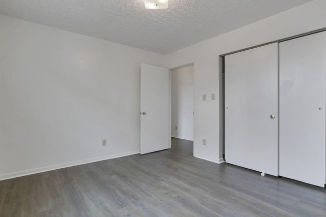 1855 Cherry Valley Road, Newark, OH 43055