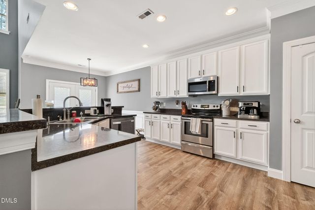 5325 Sapphire Springs Drive, Knightdale, NC 27545