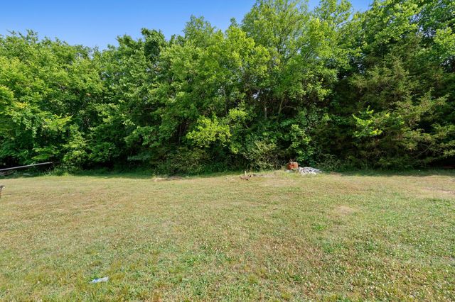 608 Rock Springs Rd, Smyrna, TN 37167