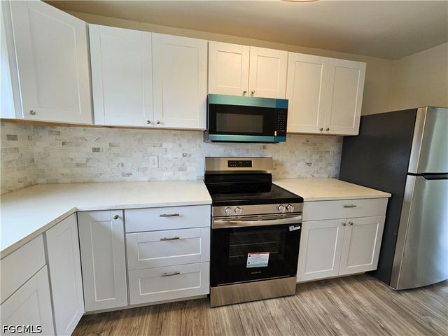 864 Courtington LN 12, Fort Myers, FL 33919