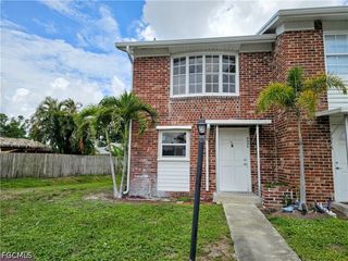 864 Courtington LN 12, Fort Myers, FL 33919