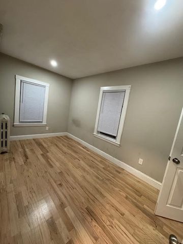 60-62 Draper St 2, Boston, MA 02124