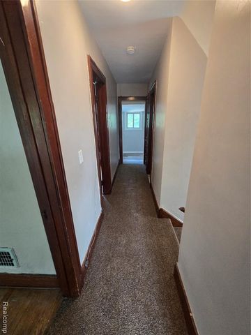 14600 Sussex Street, Detroit, MI 48227