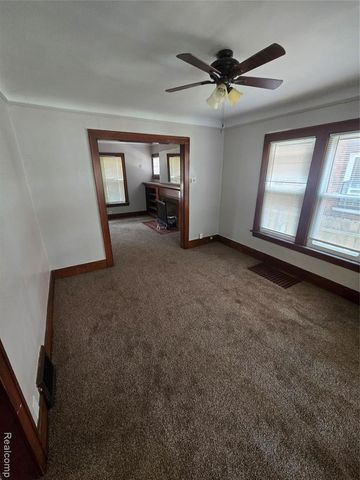 14600 Sussex Street, Detroit, MI 48227