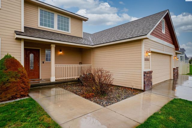 98901 E Brooklyn Dr, Kennewick, WA 99338