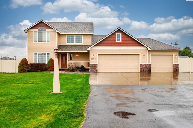 98901 E Brooklyn Dr, Kennewick, WA 99338