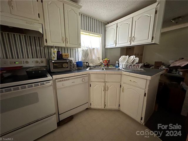 100 Springs Court, Stony Point, NC 28678