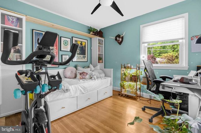 3241 HOLLY HILL DR, Falls Church, VA 22042