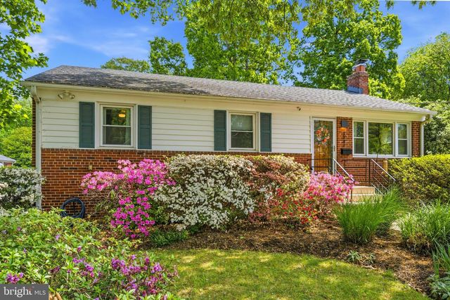 3241 HOLLY HILL DR, Falls Church, VA 22042