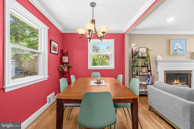3241 HOLLY HILL DR, Falls Church, VA 22042