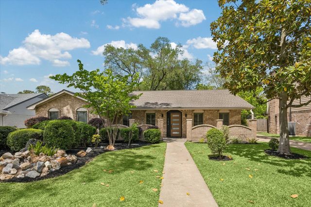 11418 Ash Creek Drive, Houston, TX 77043