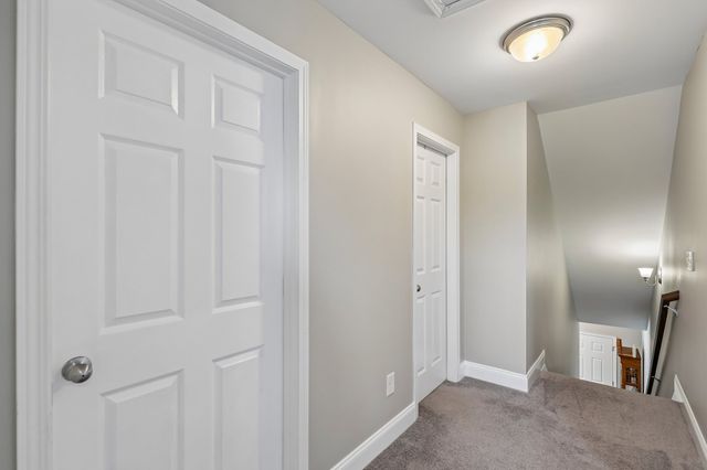 1319 Coates Ln, Gallatin, TN 37066