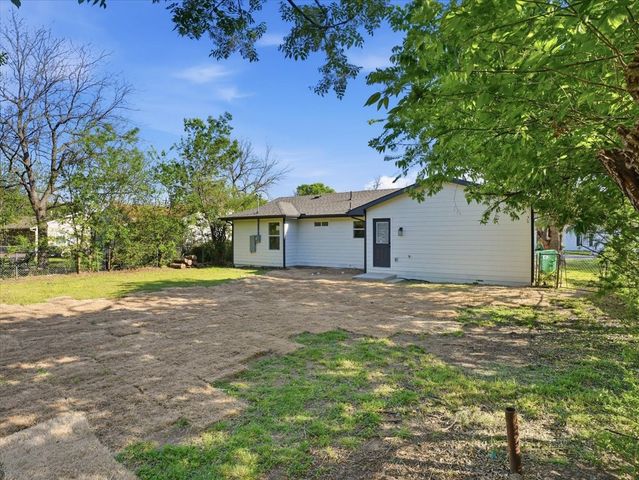 810 Cordell Street, Denton, TX 76201