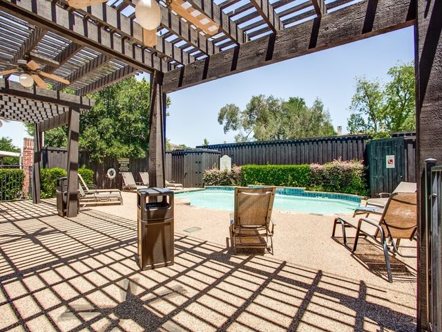 4734A Bradford Drive, Dallas, TX 75219