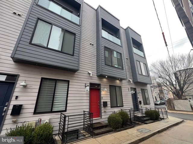1028 HYDE ST, Philadelphia, PA 19125