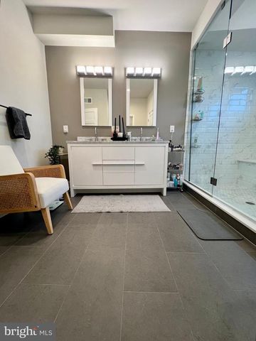 1028 HYDE ST, Philadelphia, PA 19125