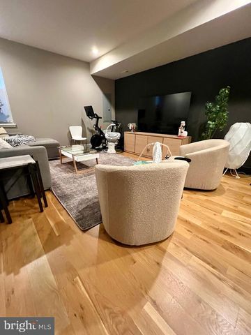 1028 HYDE ST, Philadelphia, PA 19125