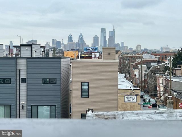 1028 HYDE ST, Philadelphia, PA 19125