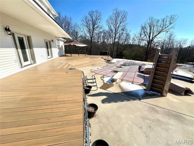 792 County Road 466, Poplar Bluff, MO 63901