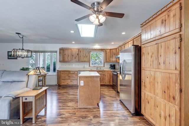 4548 RINELY RD, Stewartstown, PA 17363