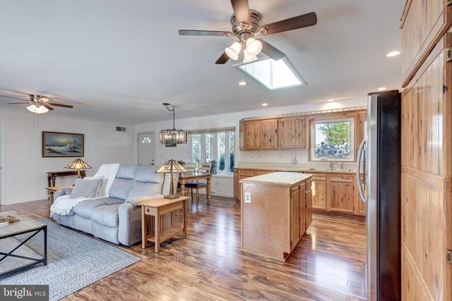 4548 RINELY RD, Stewartstown, PA 17363