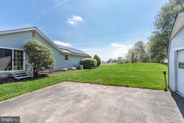 4548 RINELY RD, Stewartstown, PA 17363