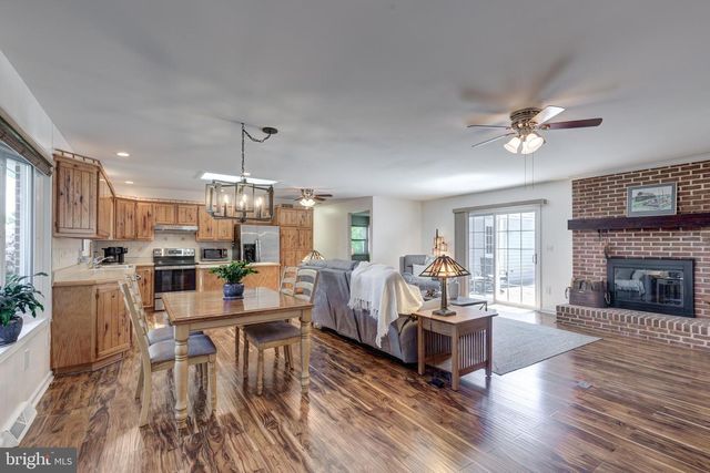 4548 RINELY RD, Stewartstown, PA 17363