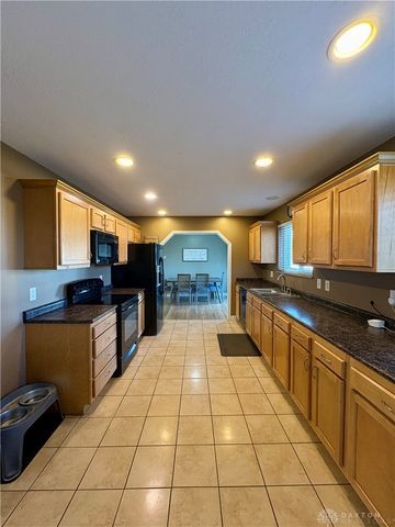 1900 N Belleview Drive, Bellbrook, OH 45305