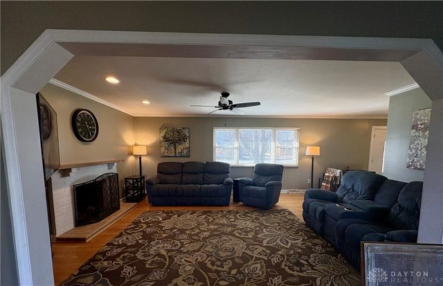 1900 N Belleview Drive, Bellbrook, OH 45305