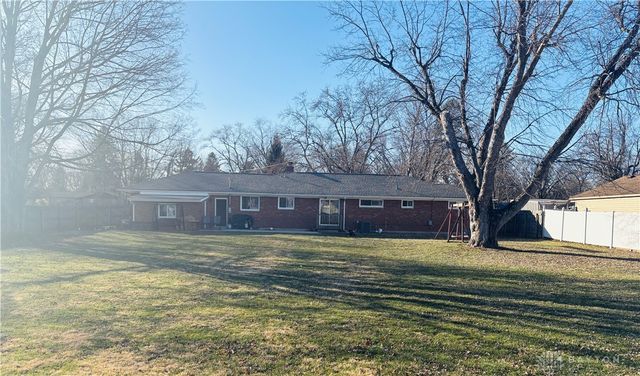 1900 N Belleview Drive, Bellbrook, OH 45305