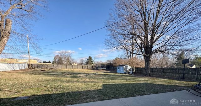 1900 N Belleview Drive, Bellbrook, OH 45305