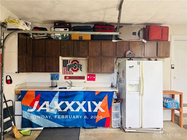 1900 N Belleview Drive, Bellbrook, OH 45305