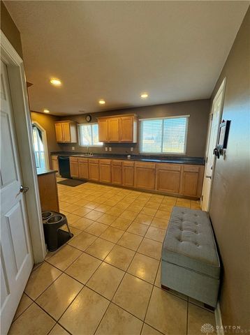 1900 N Belleview Drive, Bellbrook, OH 45305