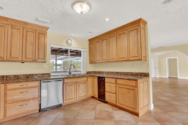 4529 Square Lake Drive, Palm Beach Gardens, FL 33418