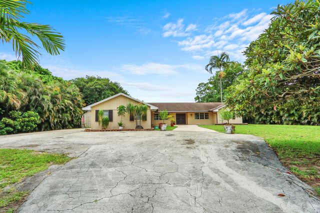 4529 Square Lake Drive, Palm Beach Gardens, FL 33418