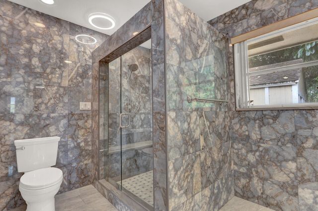 4529 Square Lake Drive, Palm Beach Gardens, FL 33418