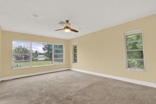 4529 Square Lake Drive, Palm Beach Gardens, FL 33418