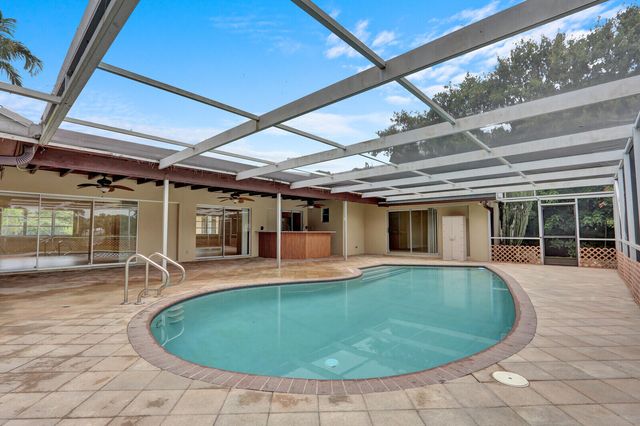 4529 Square Lake Drive, Palm Beach Gardens, FL 33418