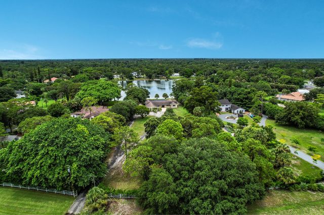 4529 Square Lake Drive, Palm Beach Gardens, FL 33418