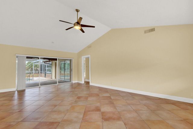 4529 Square Lake Drive, Palm Beach Gardens, FL 33418